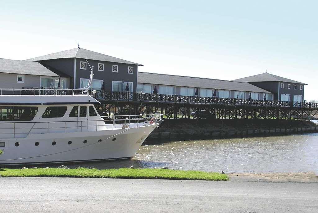 Howard Johnson Marinas & Resort San Pedro  Exterior foto